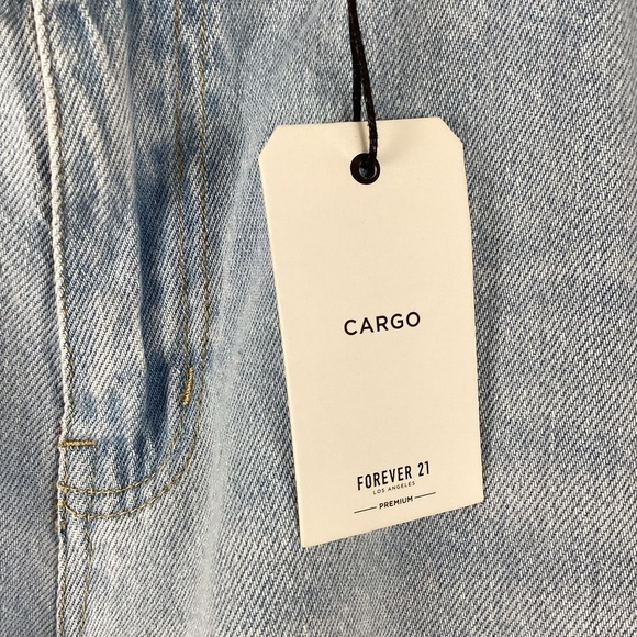Forever 21 NWT cargo Pants 5 pockets Wide Legs Baggy Jeans Size 31 - Picture 3 of 11